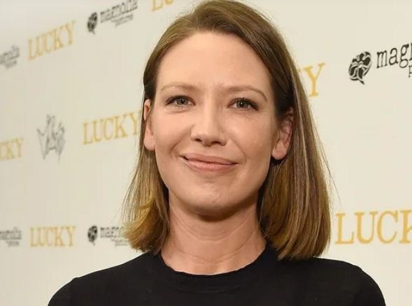 Anna Torv - Name, age, height, hometown, famous movies, current relationship, awards.