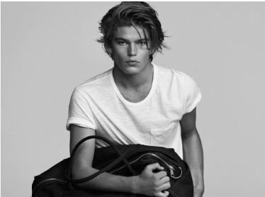 Jordan Barrett - Name, age, height, hometown, famous movies, current relationship, awards.