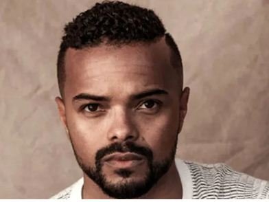 Eka Darville - Name, age, height, hometown, famous movies, current relationship, awards.