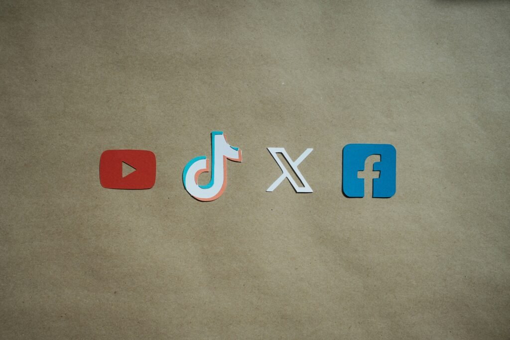 SocialMediaGirls Forum