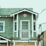 How tall is 2 storey house?