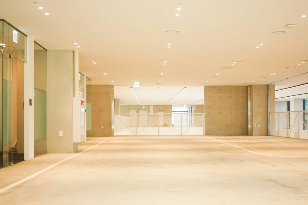 How many square feet is a 10x10 room