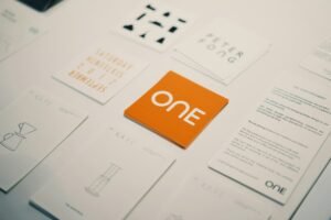 15 Best AI Branding Tools in 2026: Names, Logos, Visuals and Brand Voice Compared
